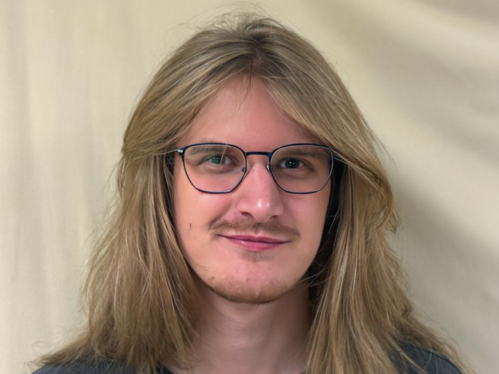 Daniel Burd headshot.
